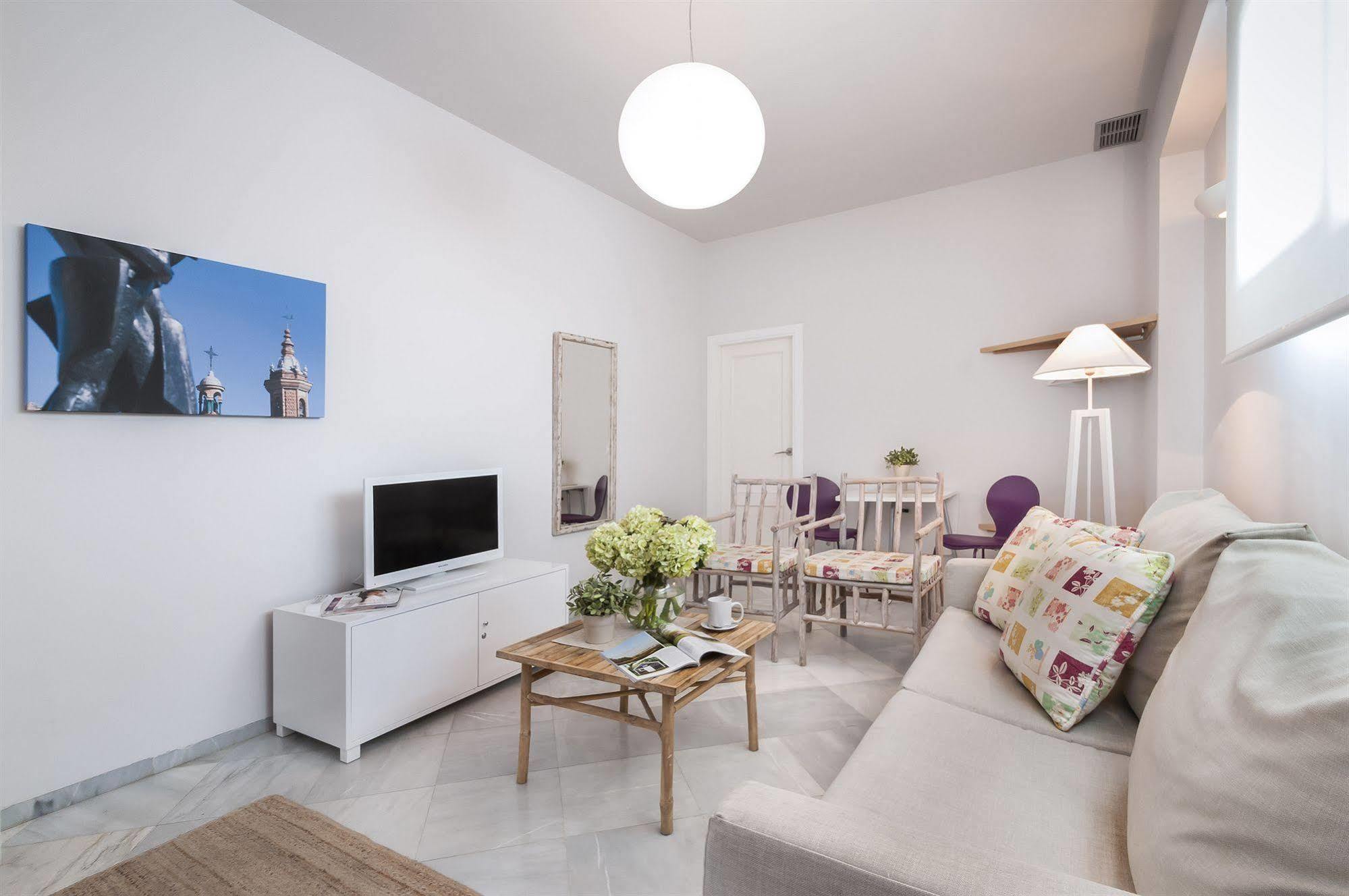 Suites Sevilla Plaza Ngoại thất bức ảnh