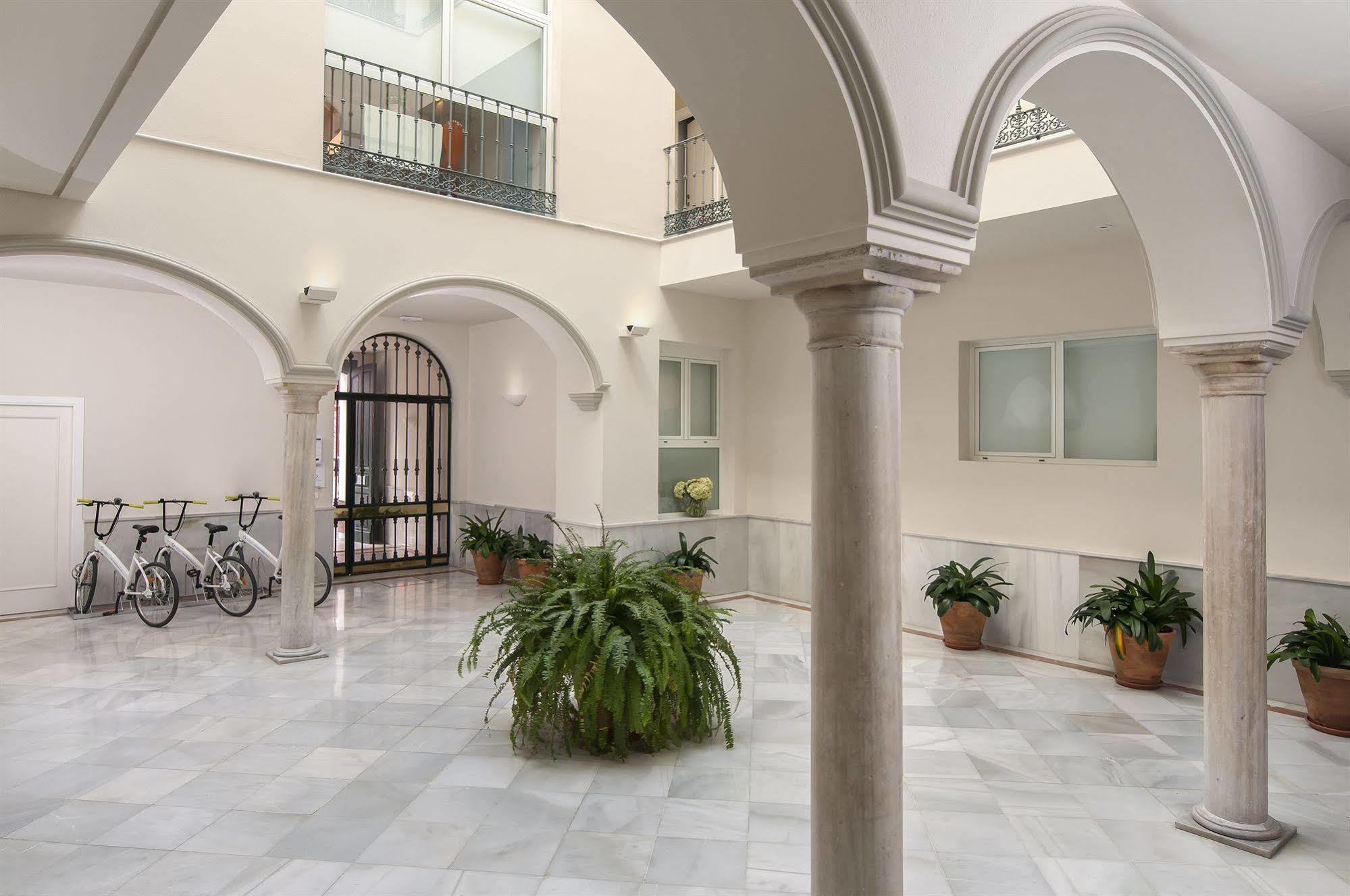 Suites Sevilla Plaza Ngoại thất bức ảnh