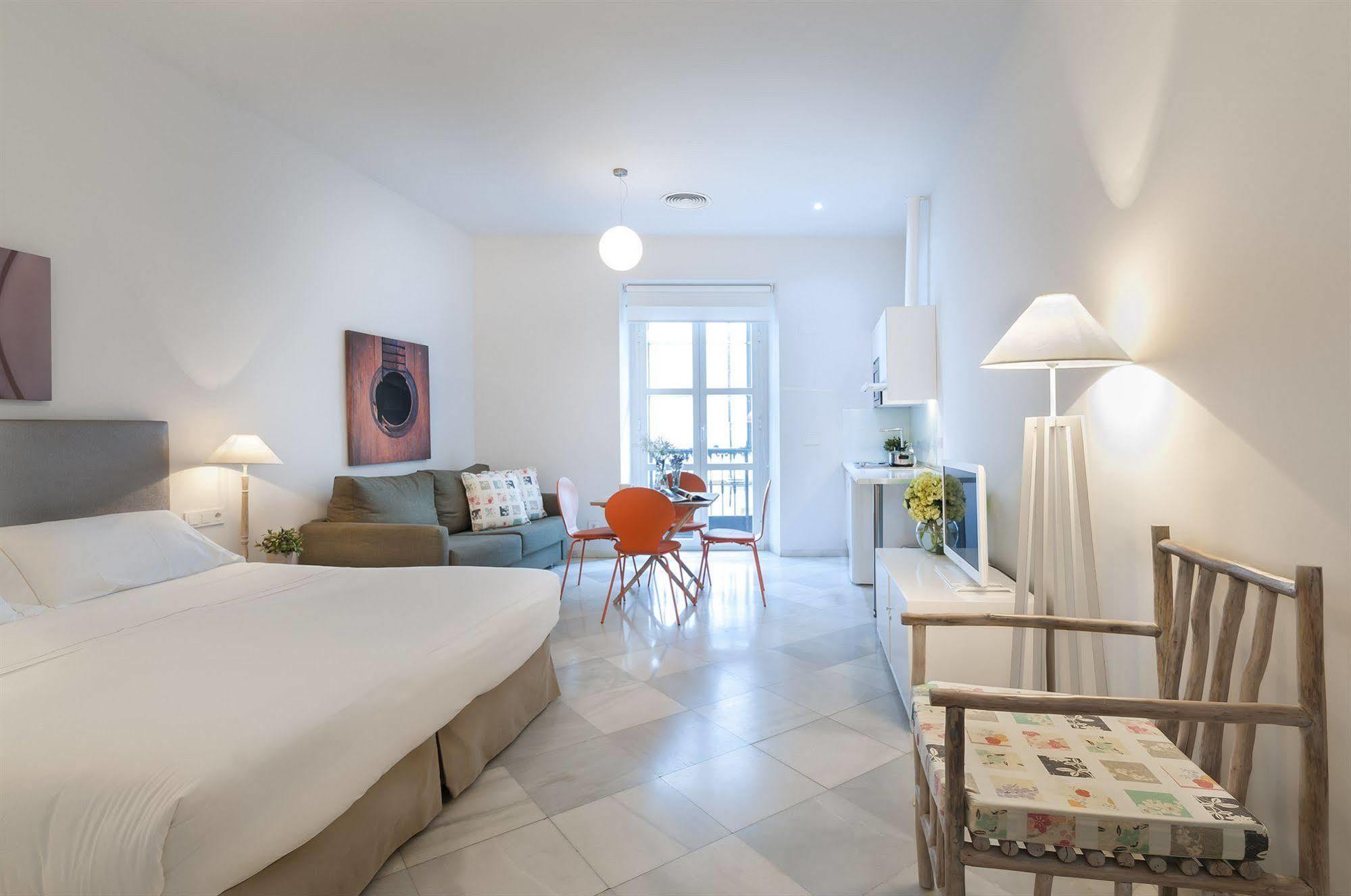 Suites Sevilla Plaza Ngoại thất bức ảnh